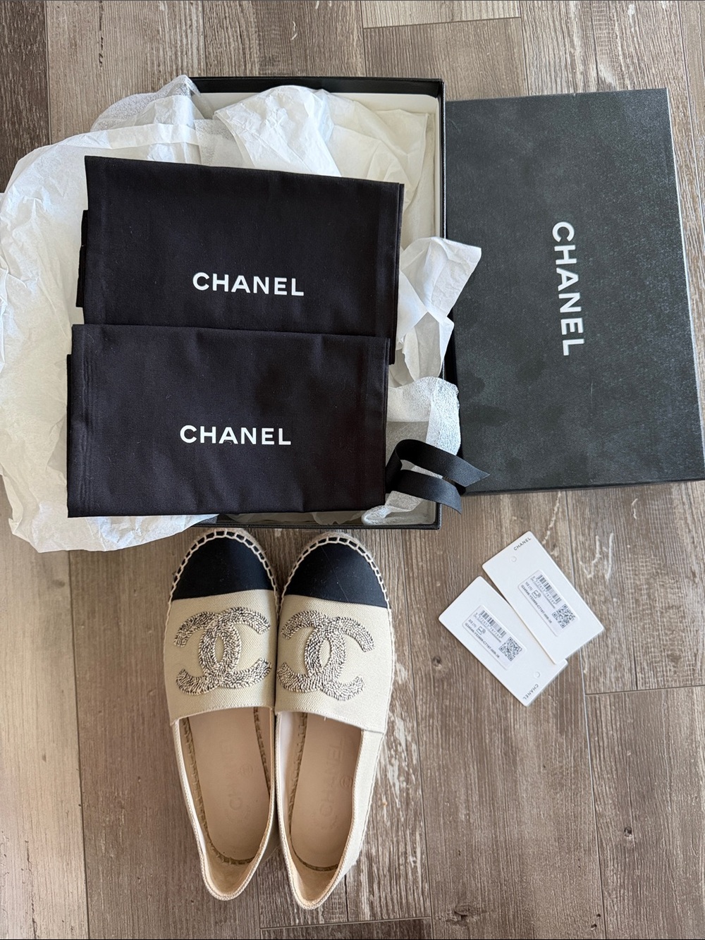 NWT: CHANEL Espadrilles in Beige and Black - Picture 7 of 7